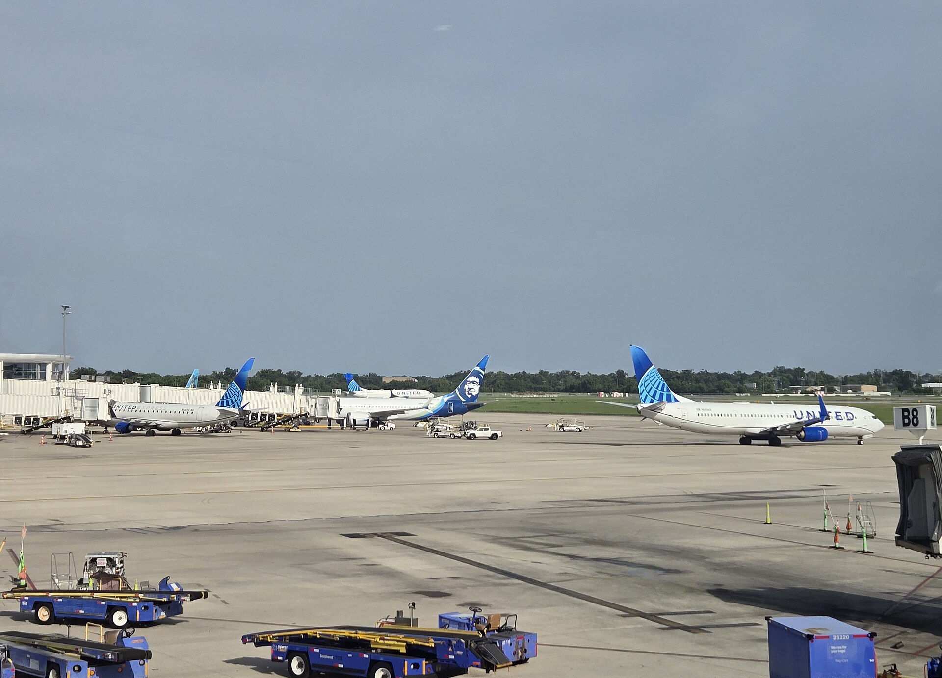 Alaska Airlines 2