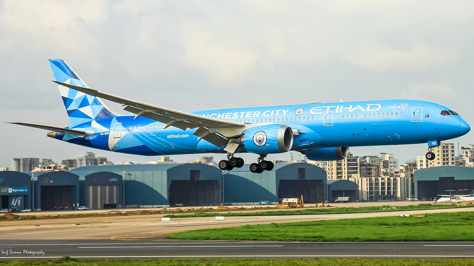 Etihad Airways 3
