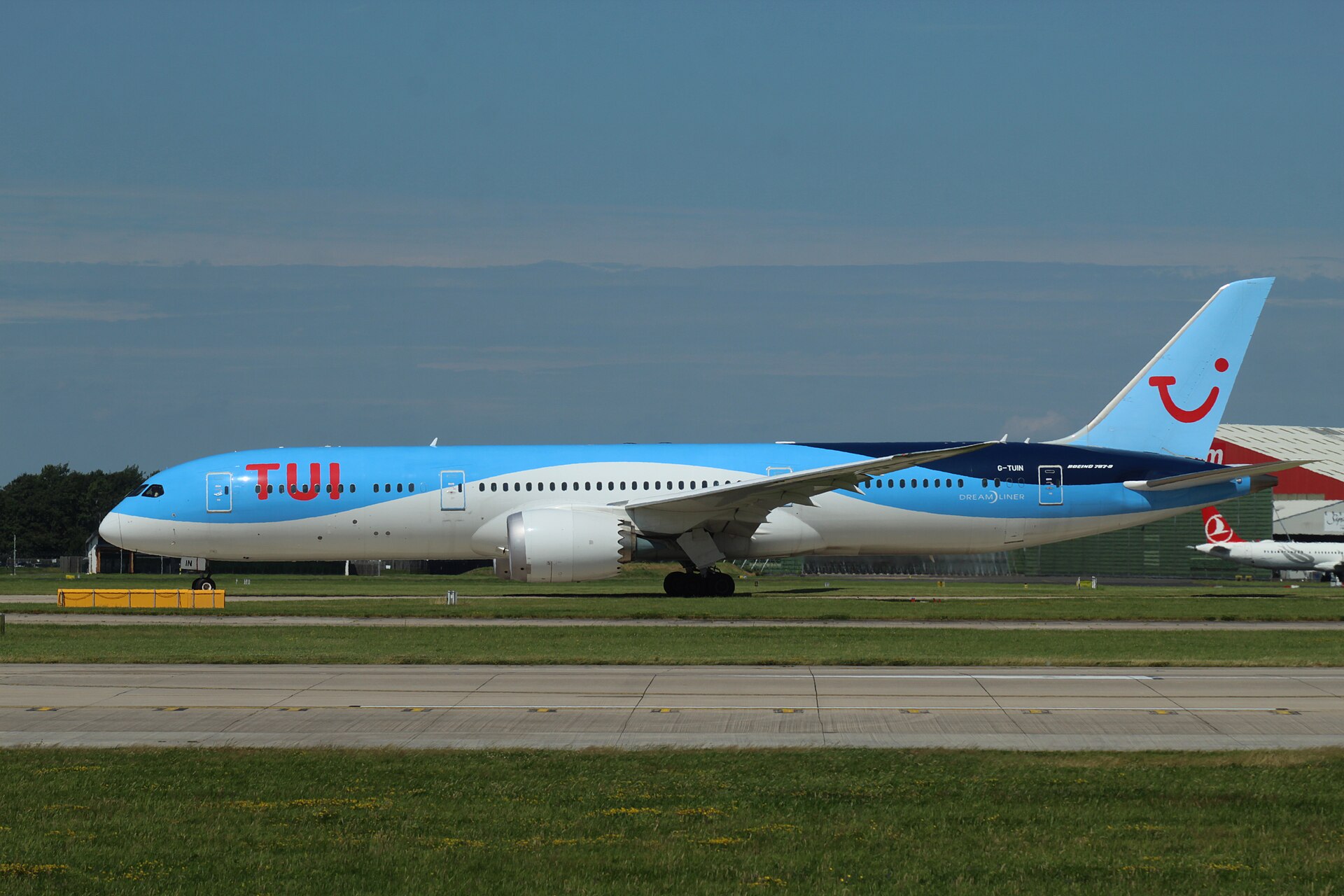 TUI Airways 2