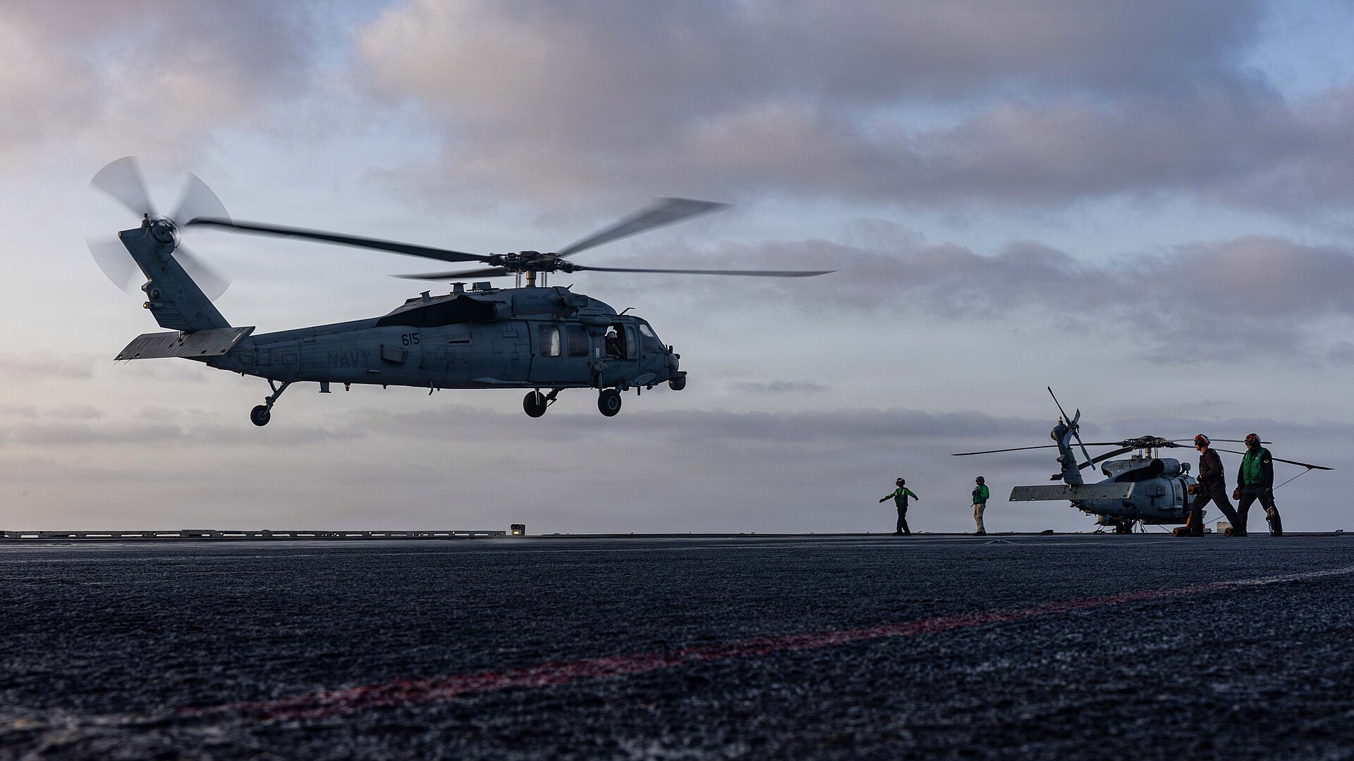 USS Abraham Lincoln 1