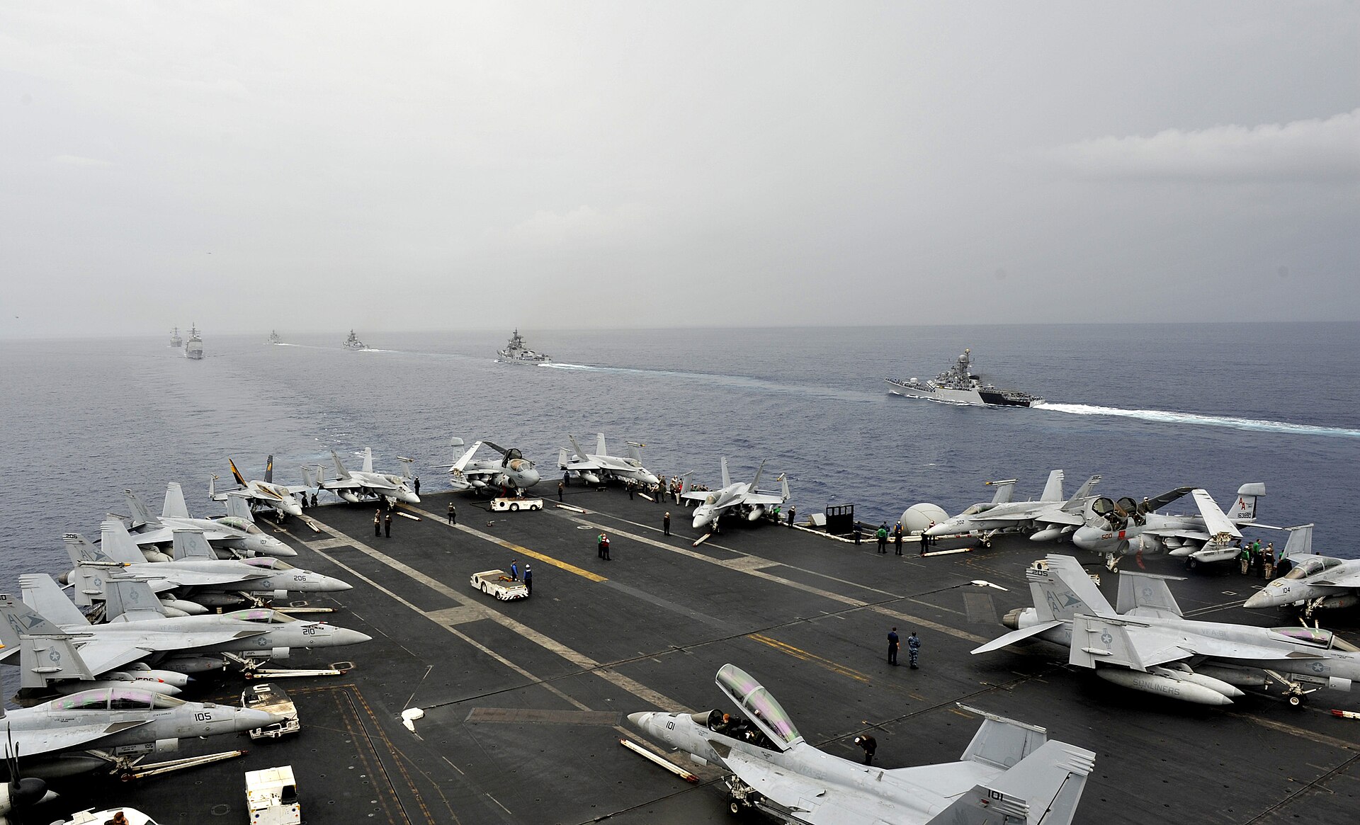 USS Carl Vinson 5