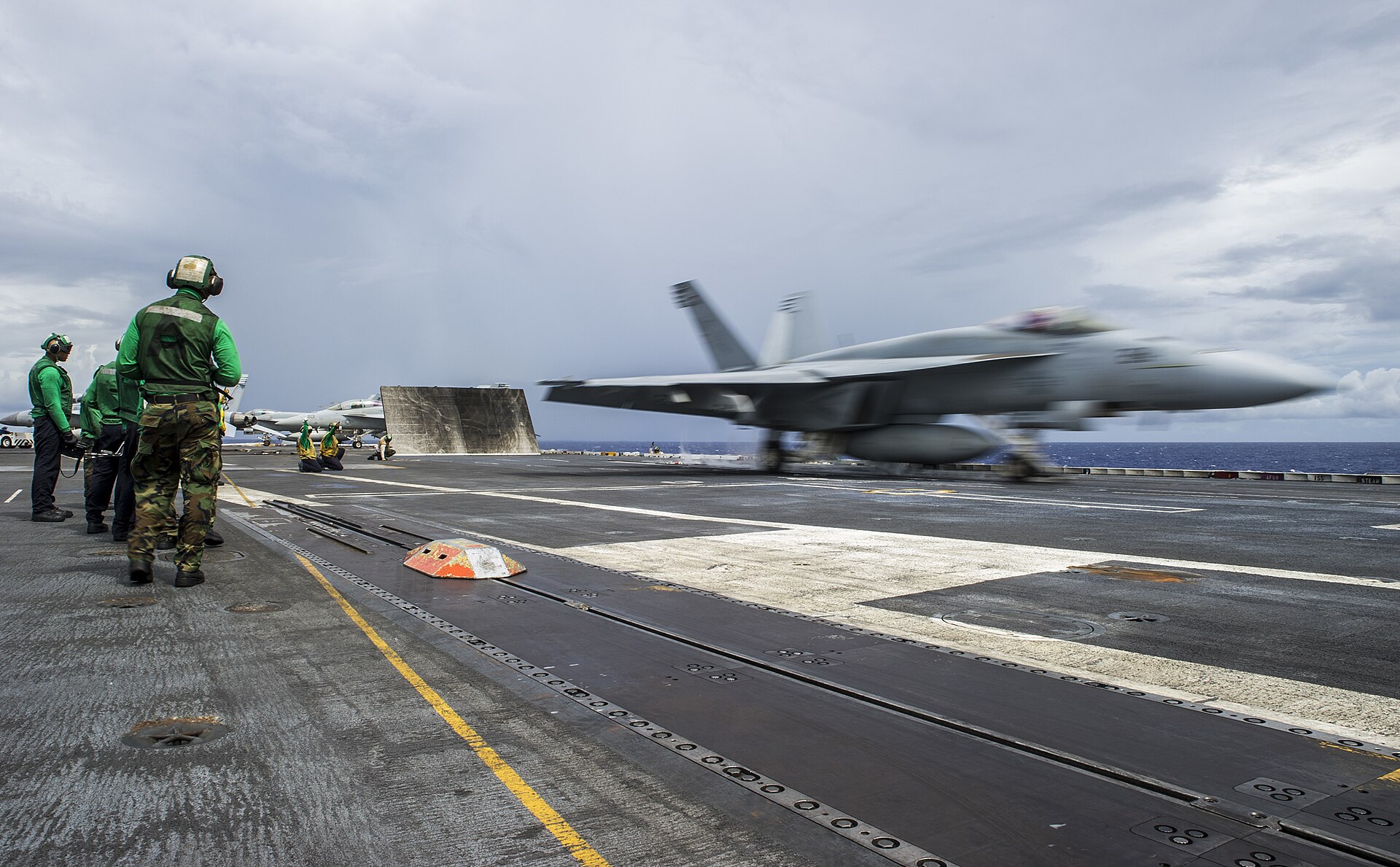 USS George Washington 2