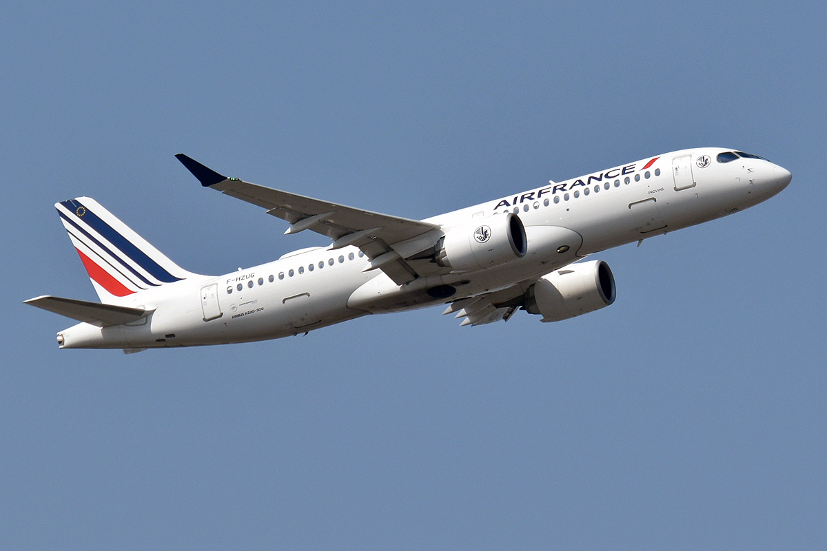 Airbus A220 3