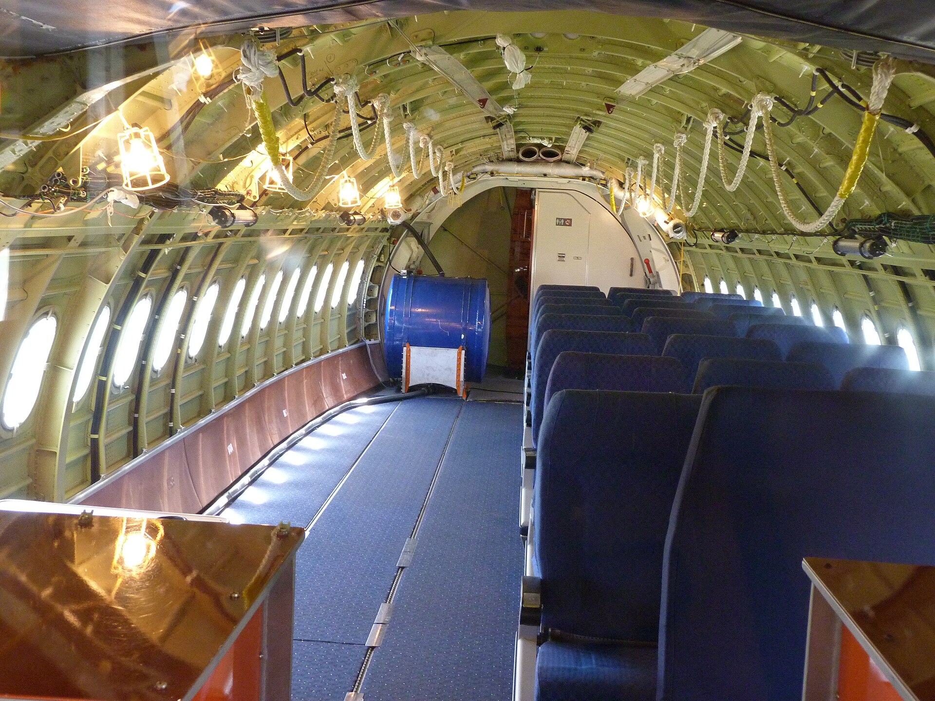 BAe 146 / Avro RJ 2