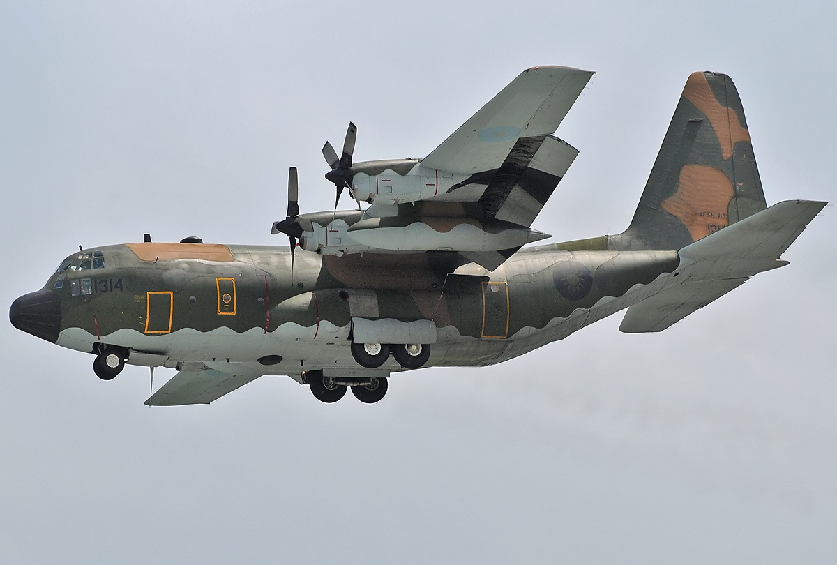 C-130 Hercules 4