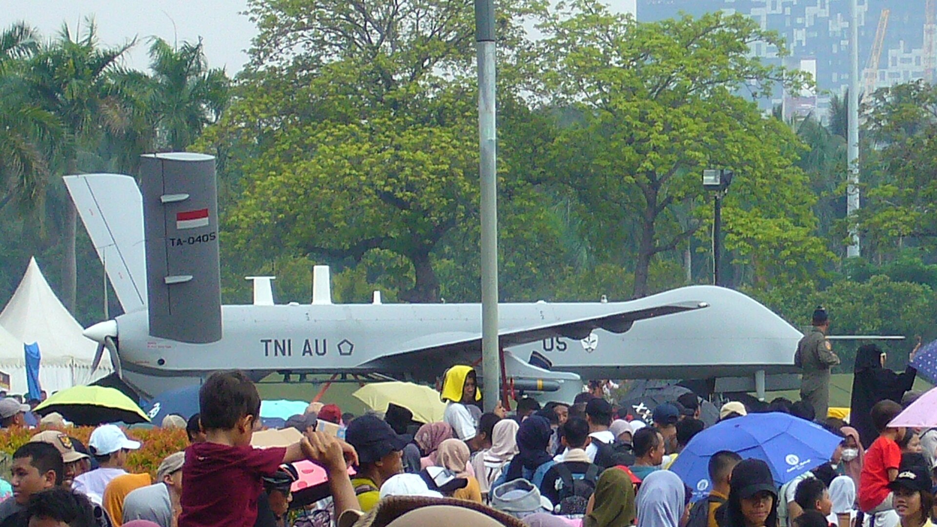 CH-4 Rainbow 1