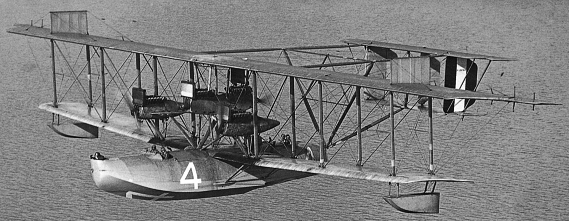 Curtiss NC-4 1