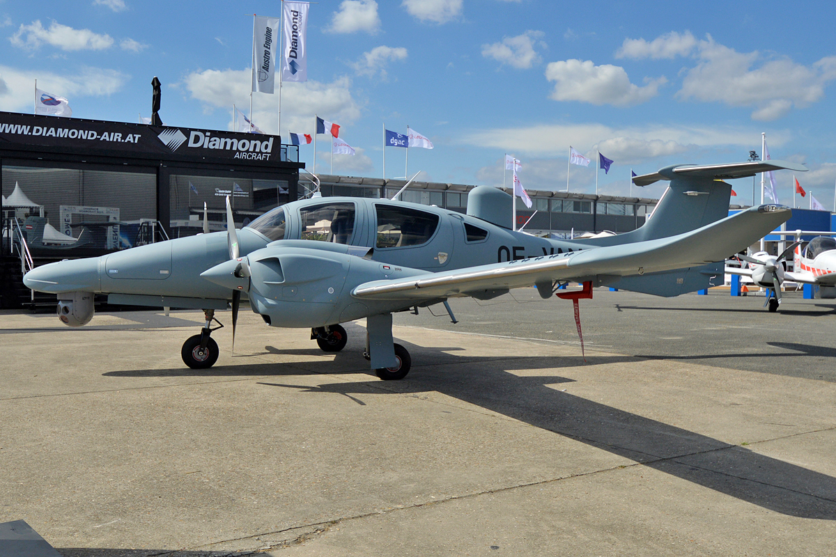 Diamond DA62 1