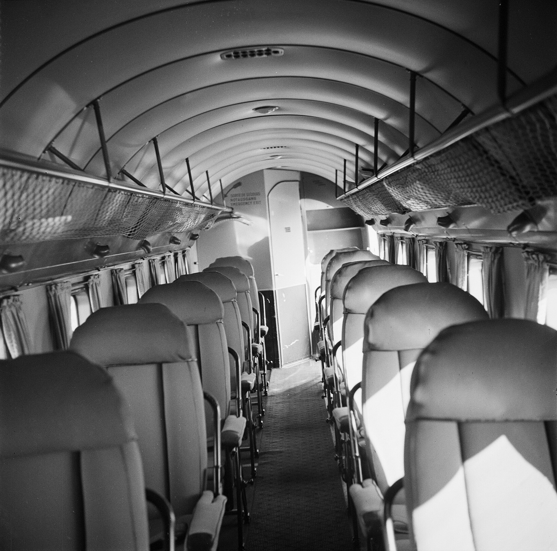 Douglas DC-2 3