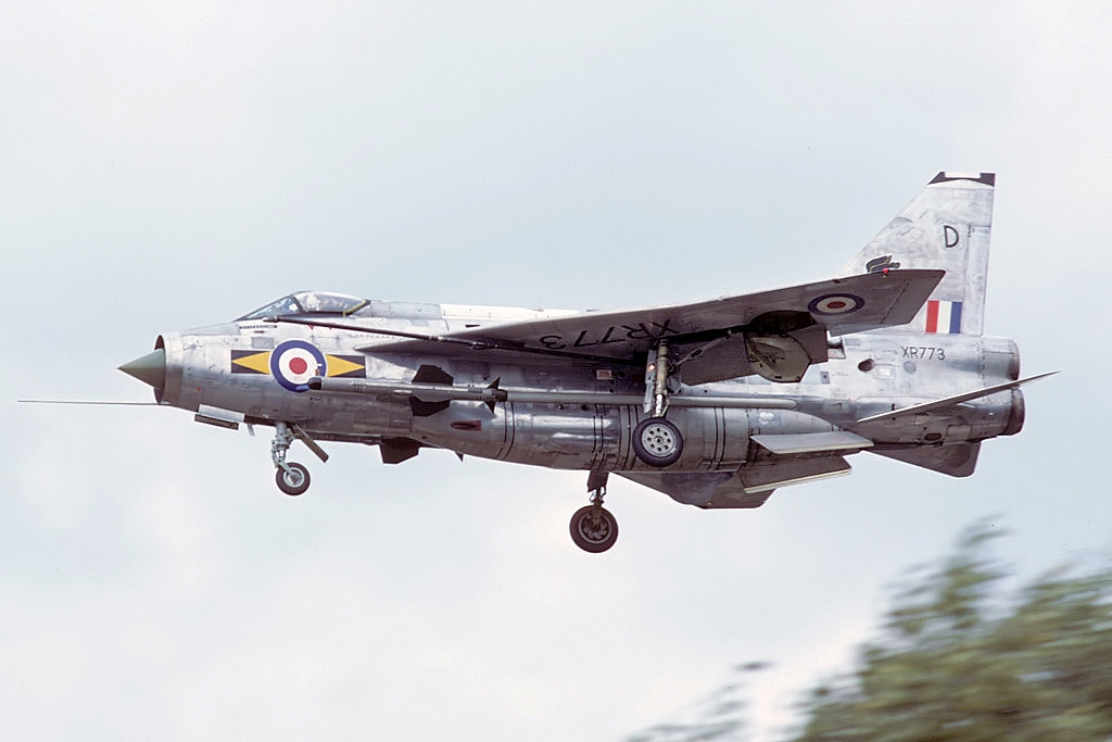English Electric Lightning 3