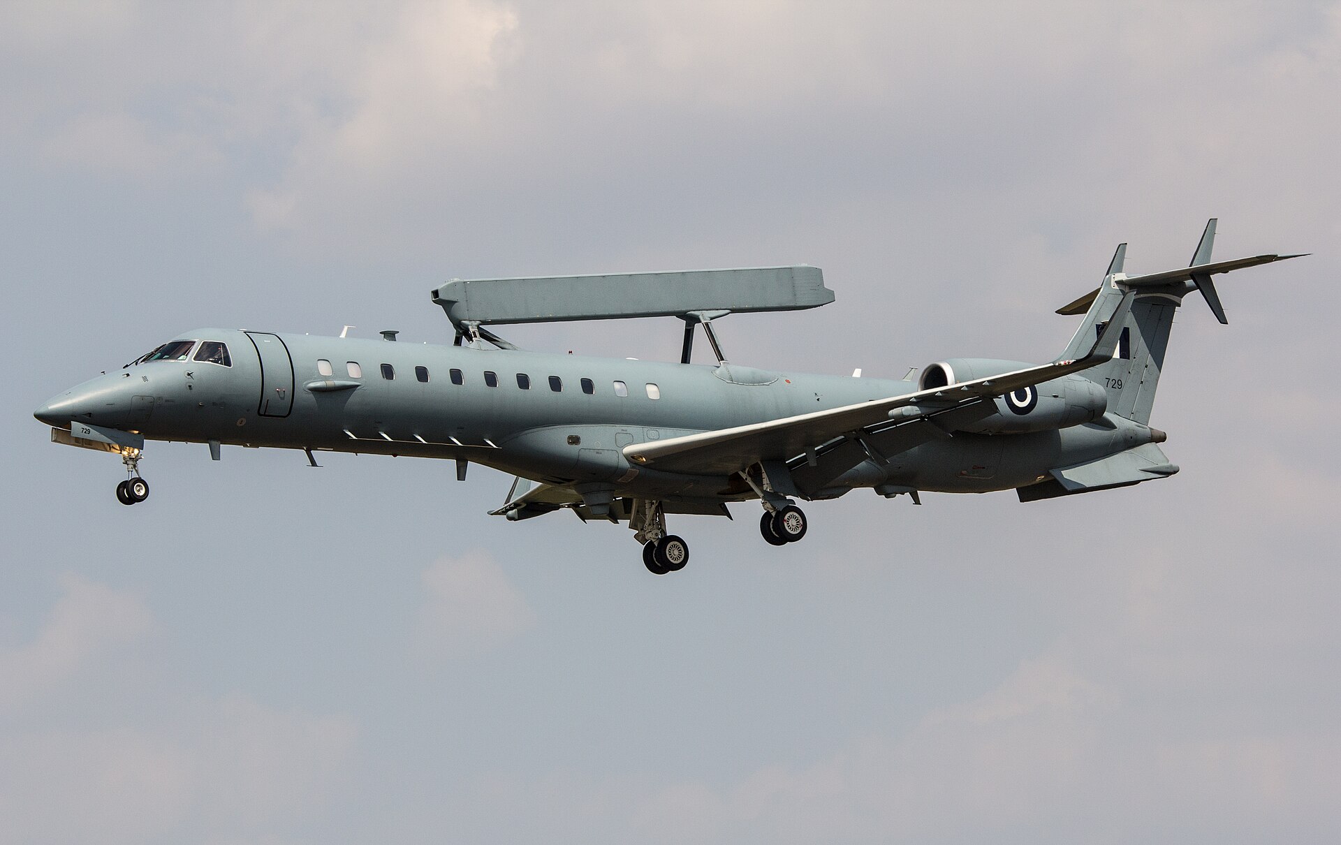 Embraer ERJ 145 4