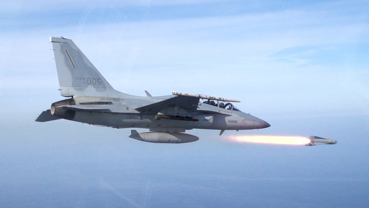 FA-50 Fighting Eagle 4