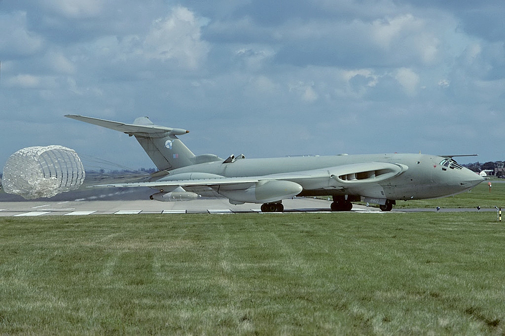 Handley Page Victor 4