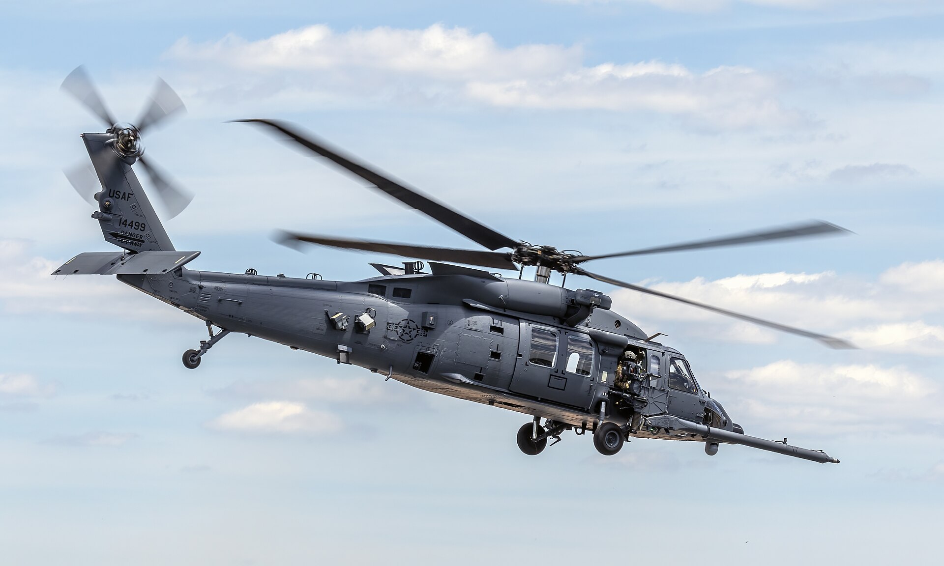 HH-60 Pave Hawk 4