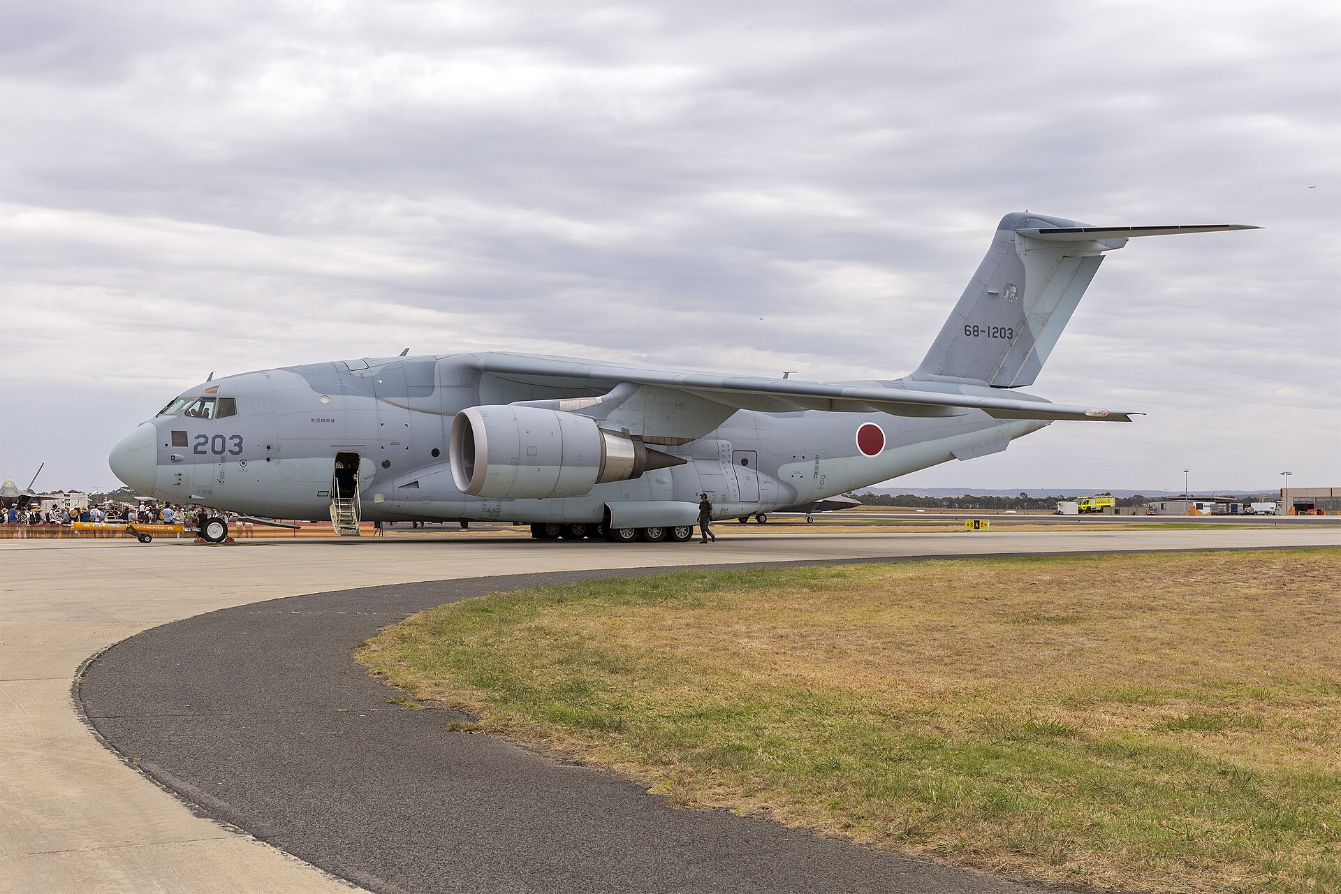 Kawasaki C-2 3