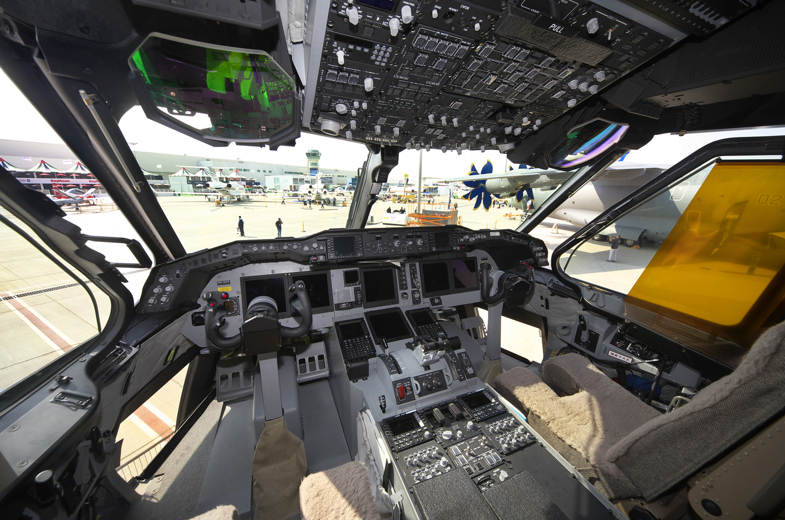 Kawasaki C-2 4