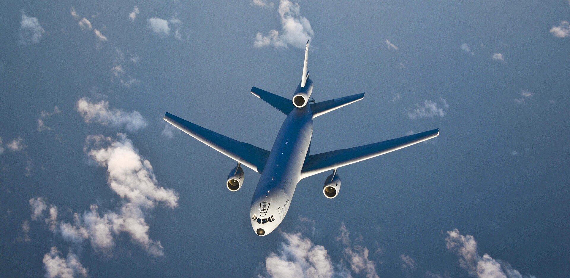 KC-10 Extender 3