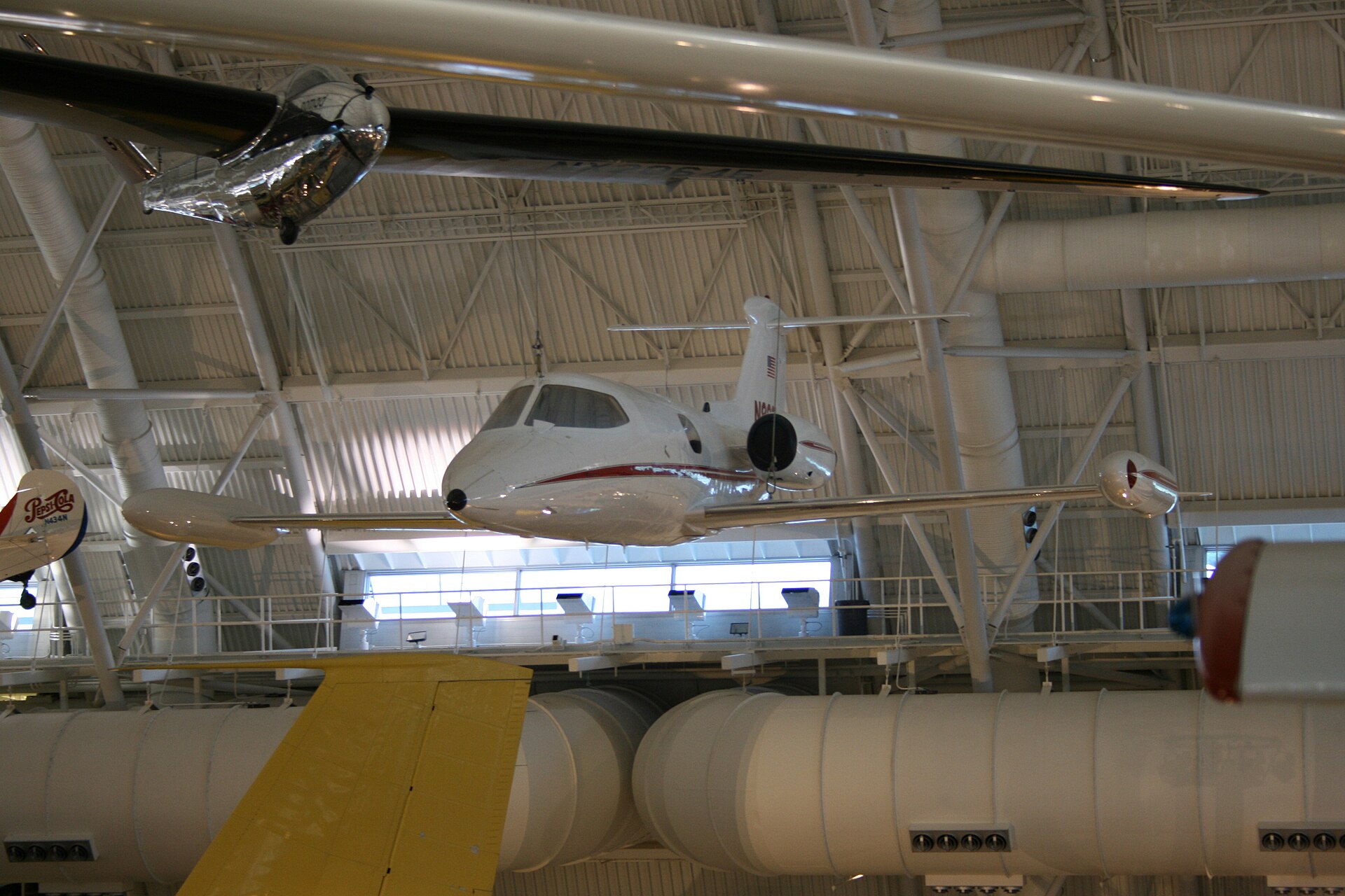 Learjet 23 2