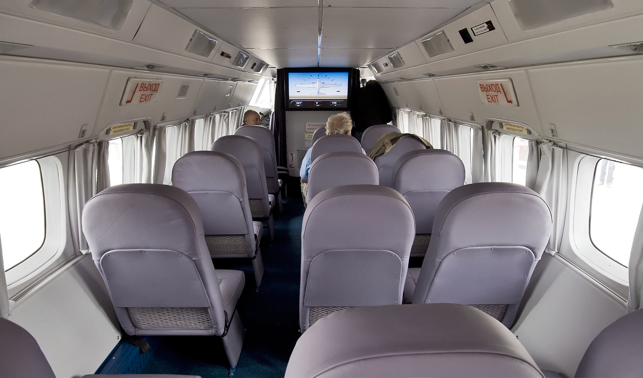 Let L-410 Turbolet 1