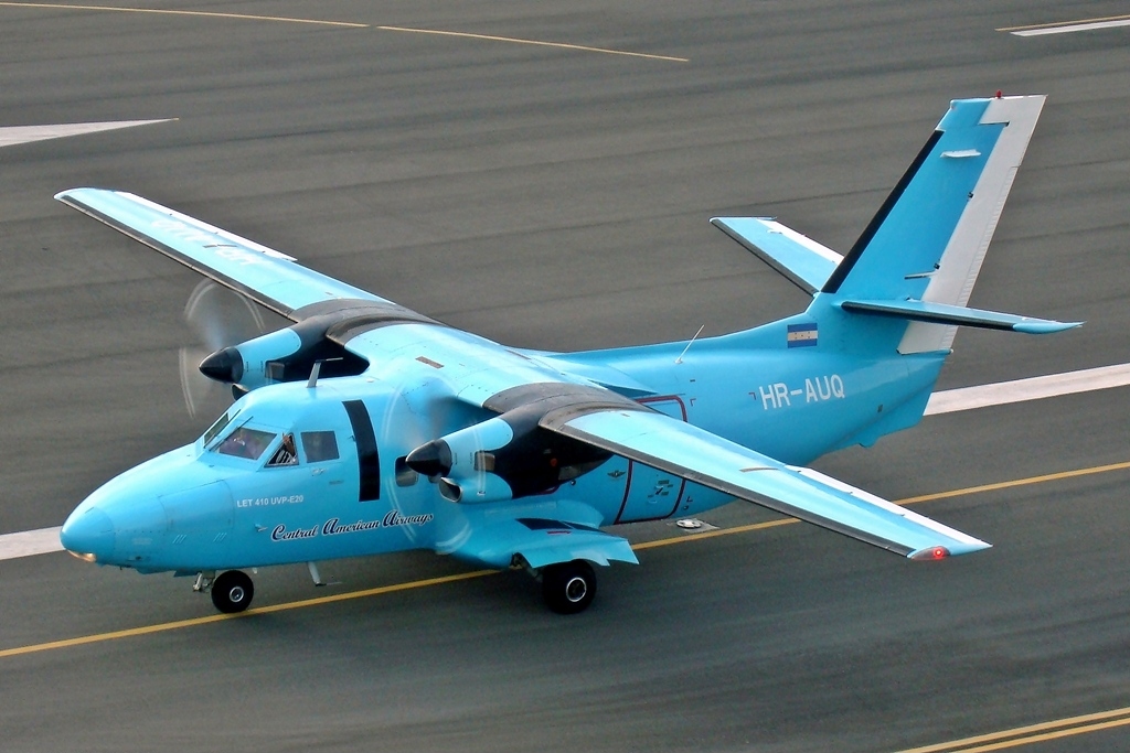Let L-410 Turbolet 2