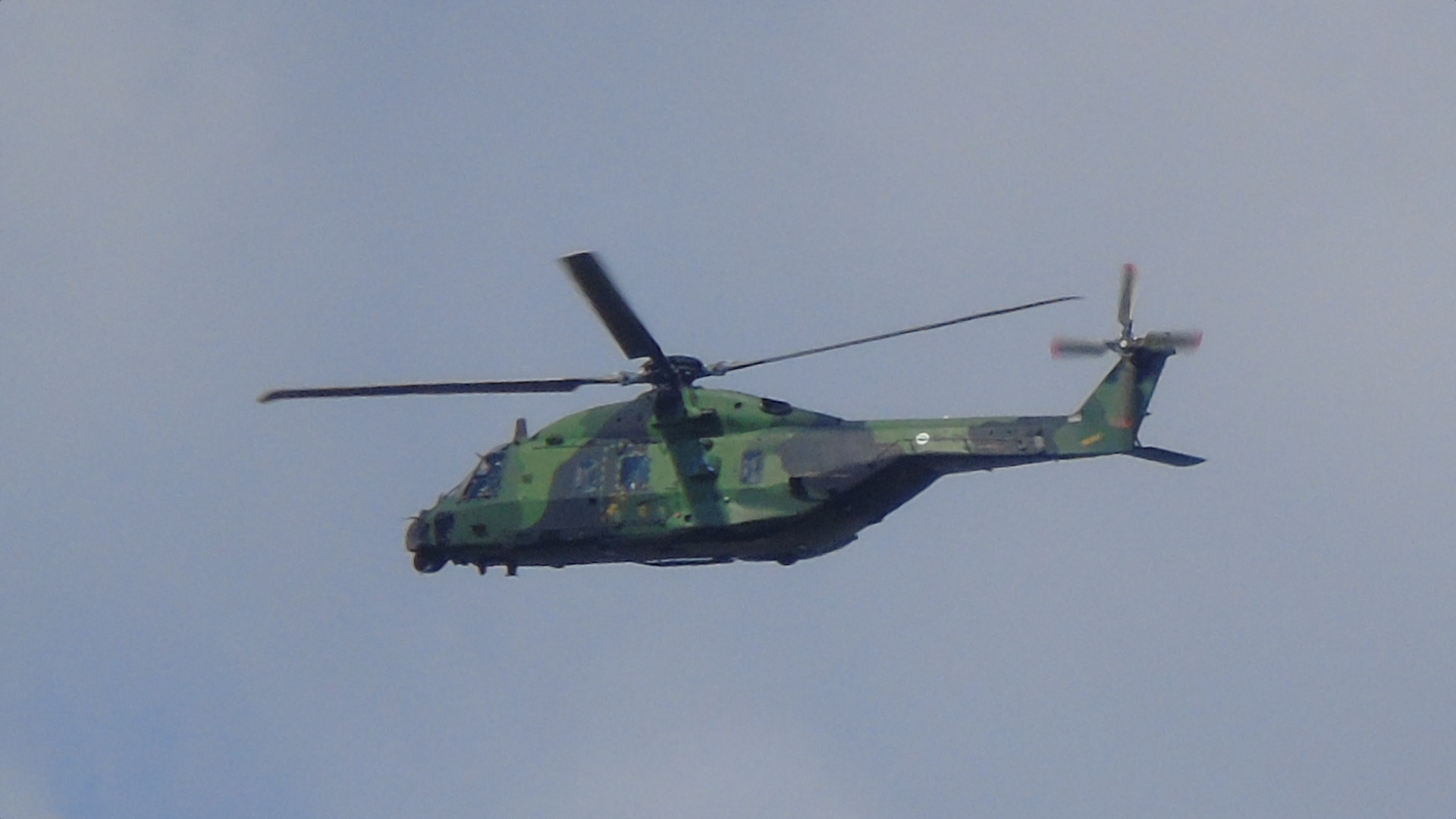 NH90 3