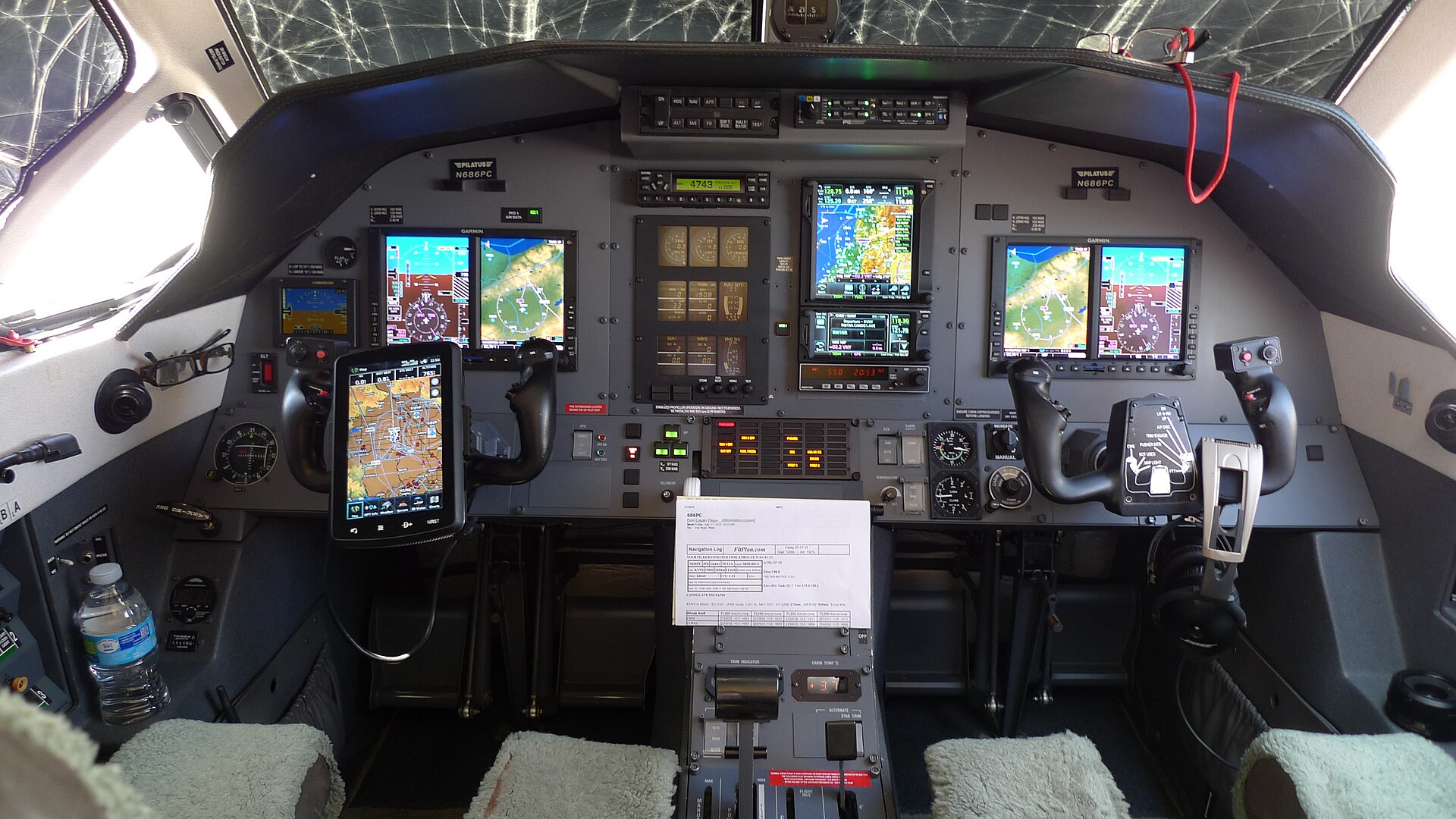 Pilatus PC-12 1