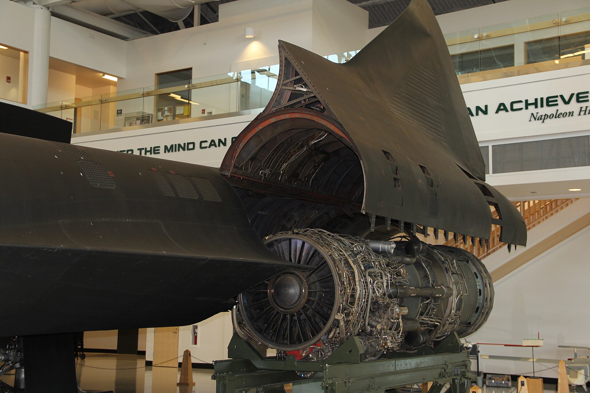 SR-71 Blackbird 4