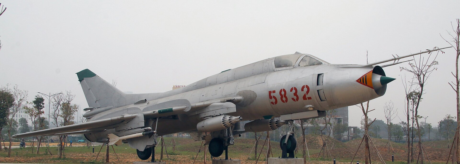 Su-22 Fitter 3