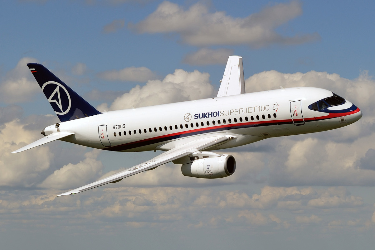 Sukhoi Superjet 100 4