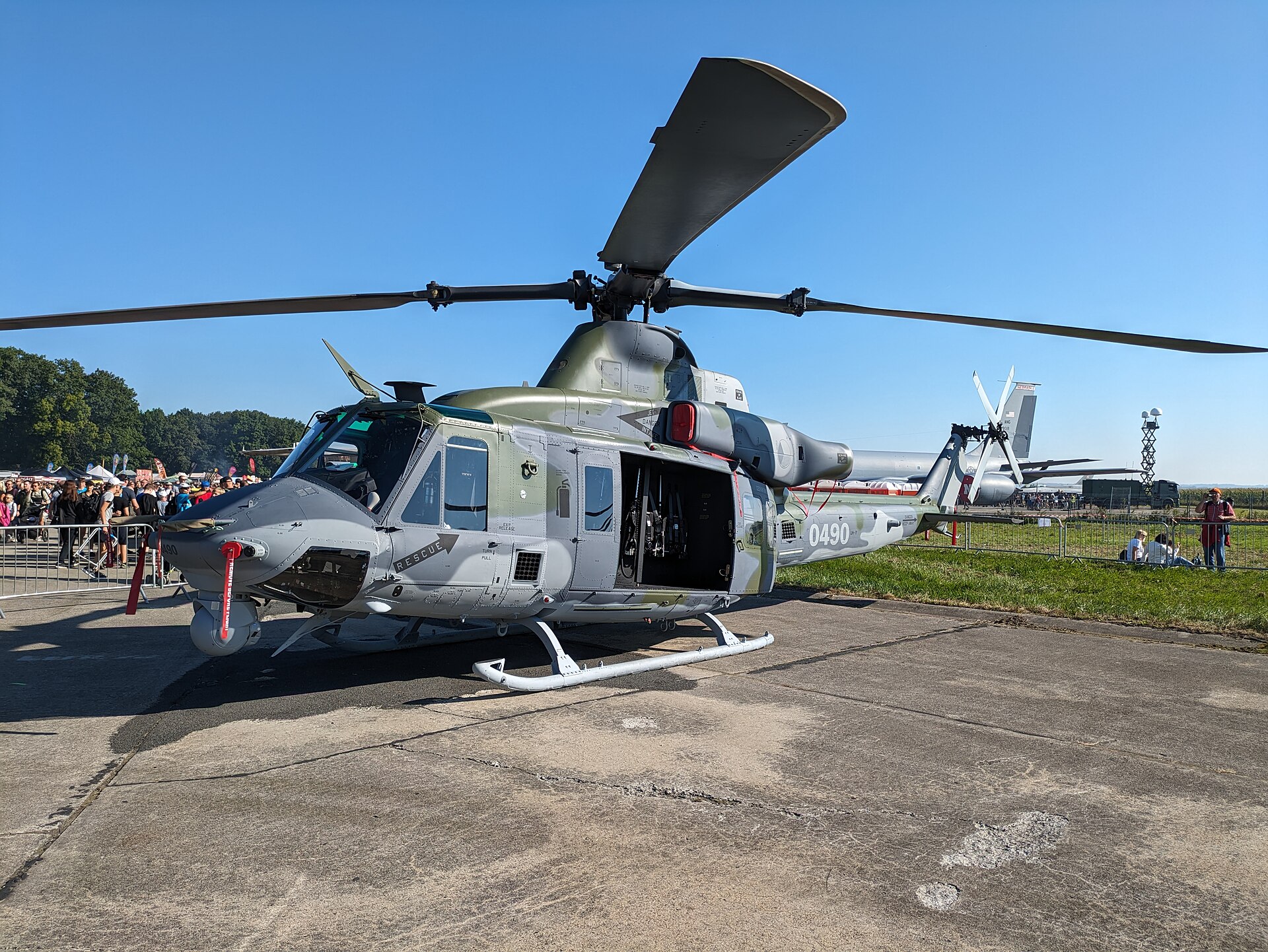 UH-1Y Venom 2